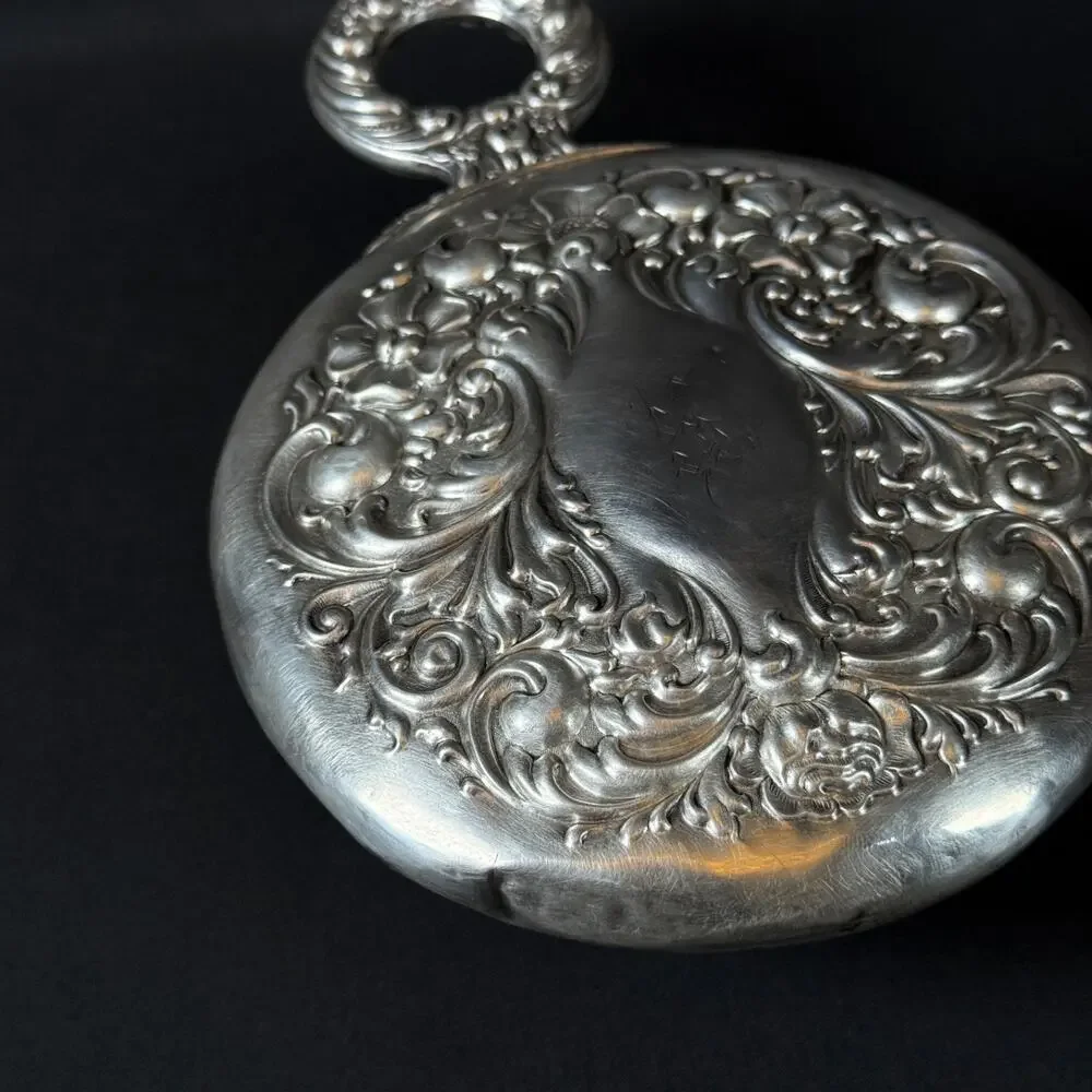 N/A this antique